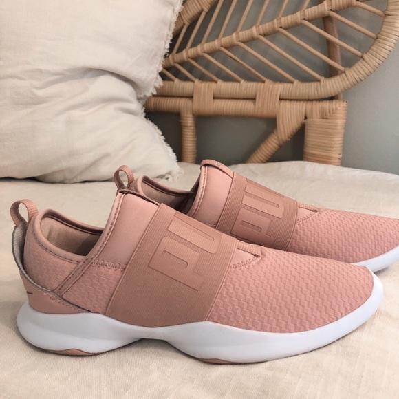 Puma Sneakers - Picture 5 of 6